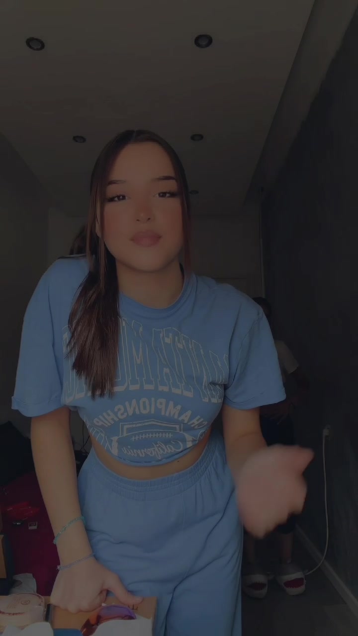 @сташа🦈