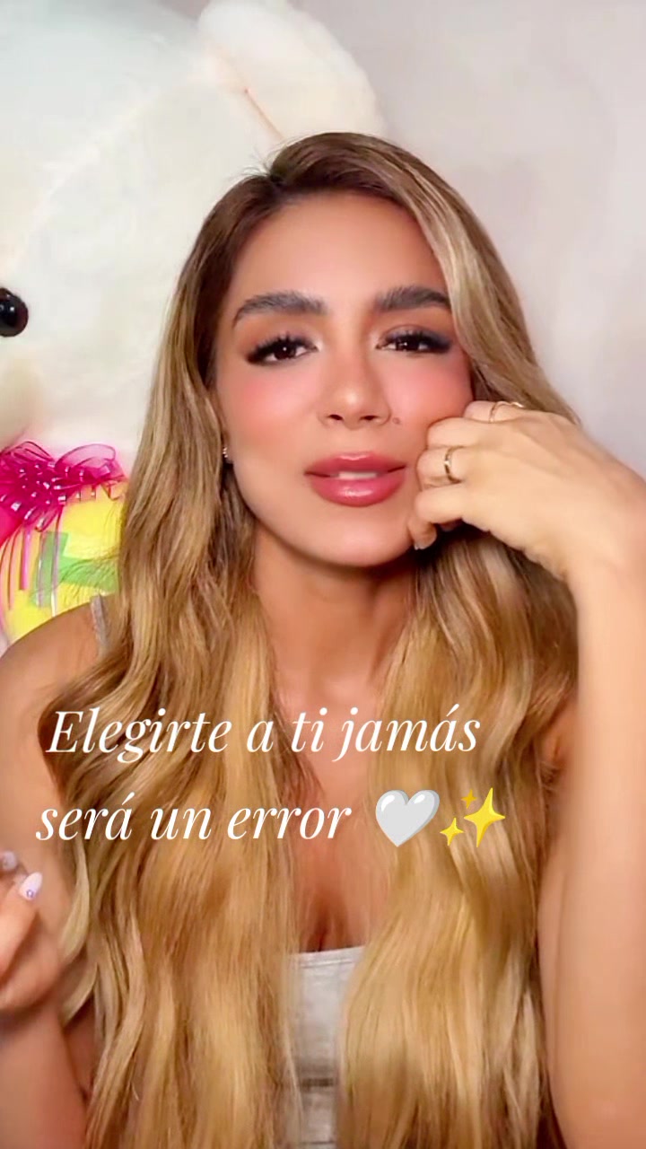 @🅰🅽🅳🆁🅴🅸🅽🅰 _🅲🅻🅸🅿🆂💜