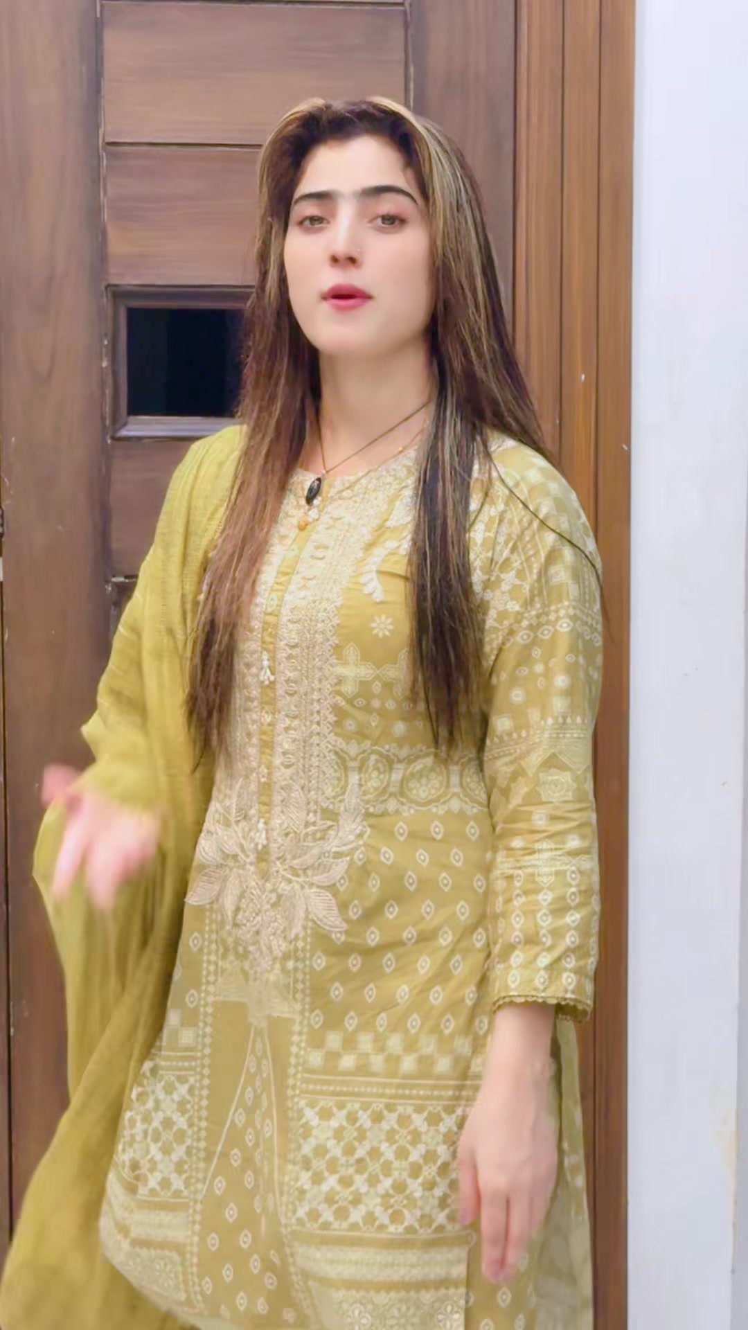 @Mariyam hussain 555 officials