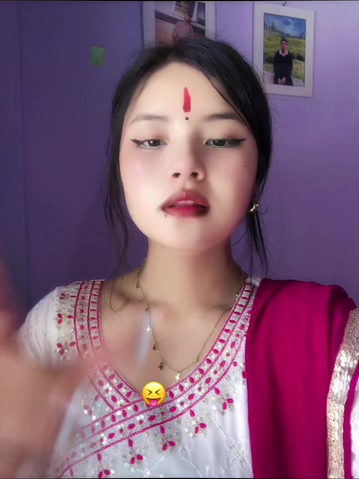@NISHA🐉
