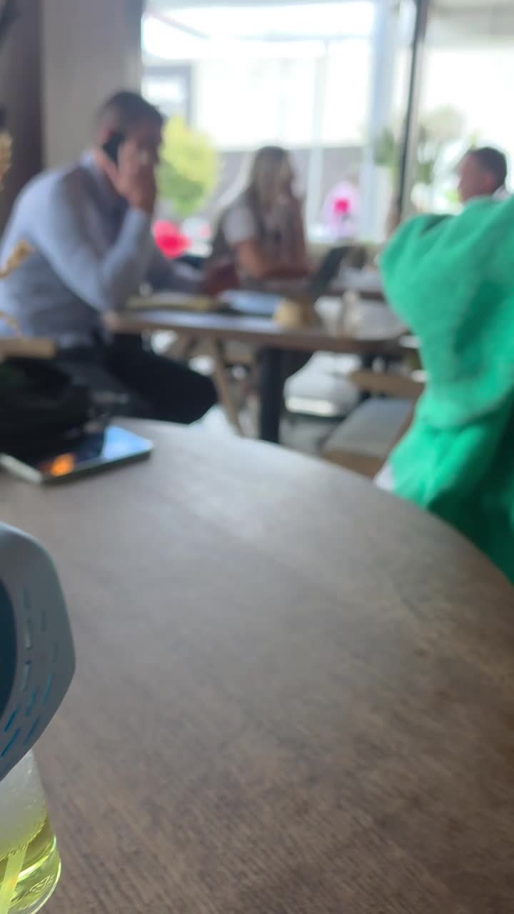 @vmkg