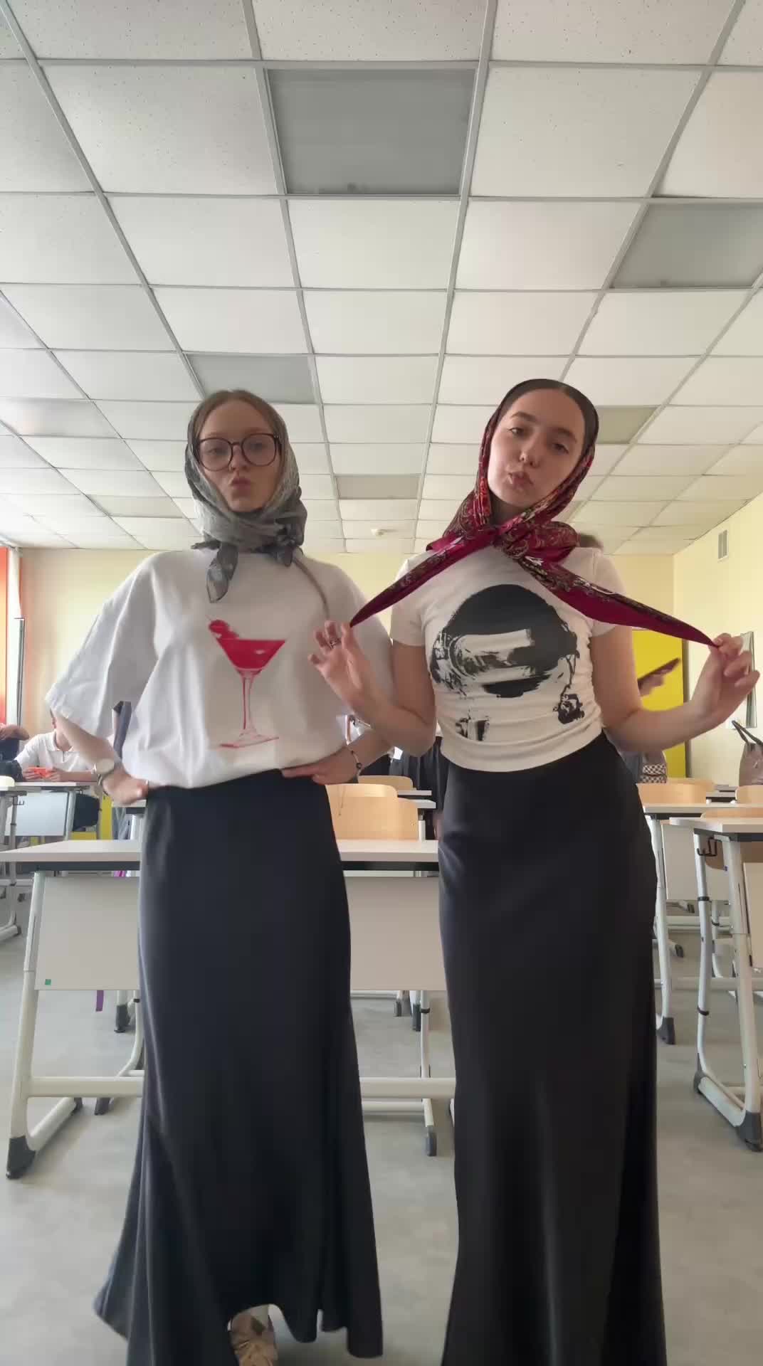 @аринкскс