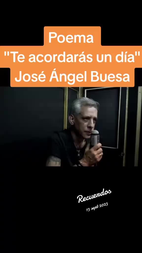 @Versos Empolvados