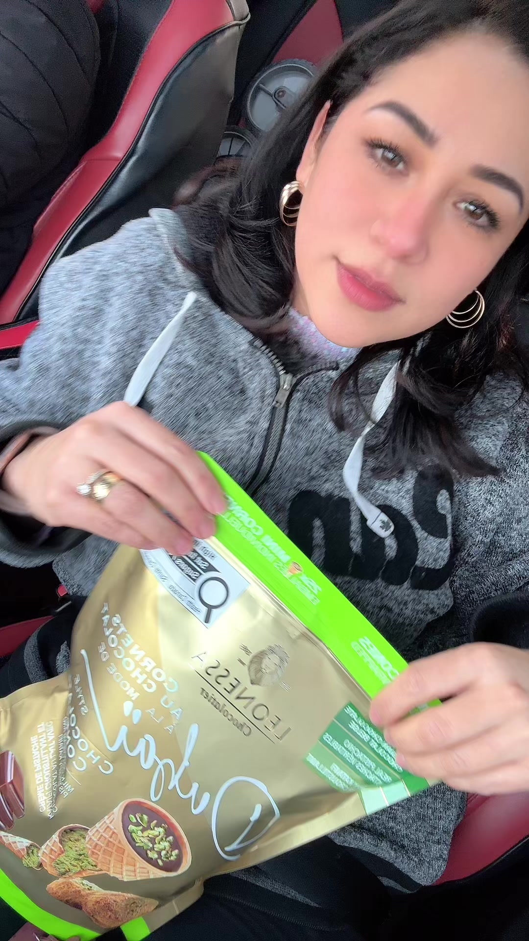 @Alejandra Villanueva