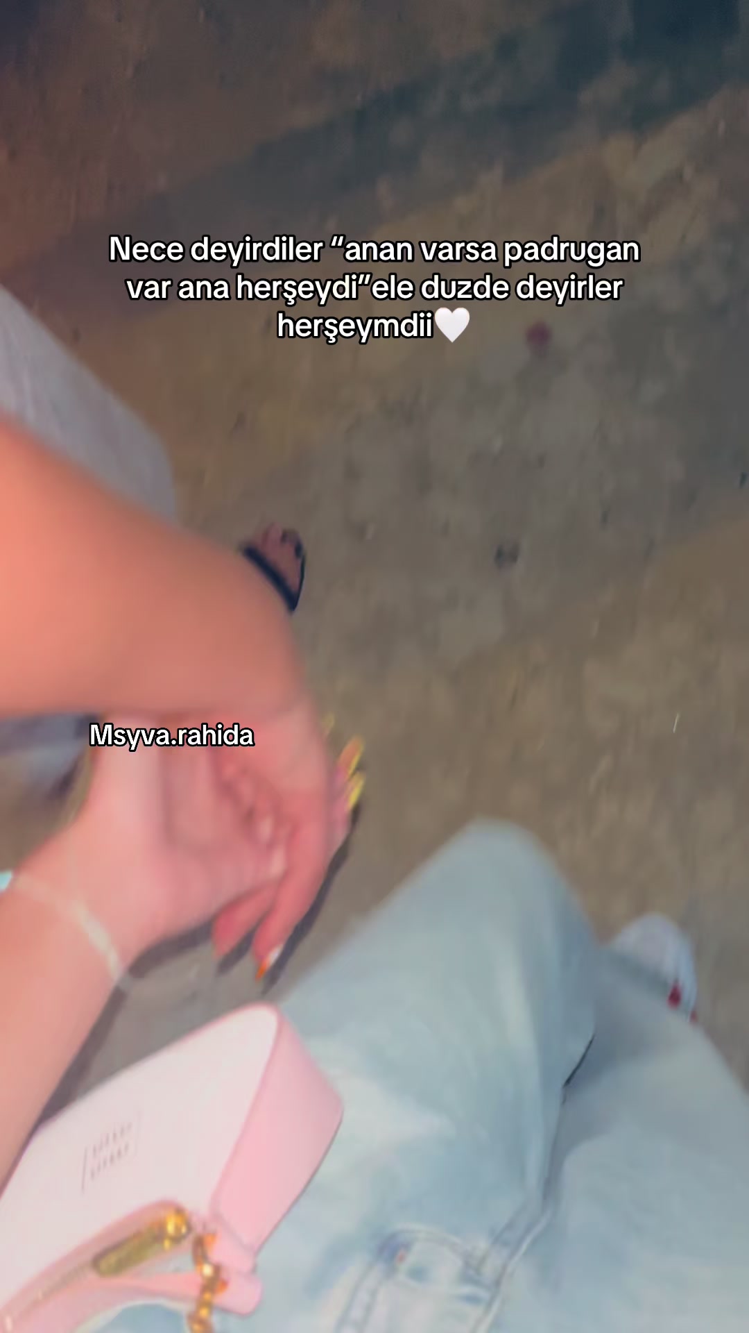 @𝓡