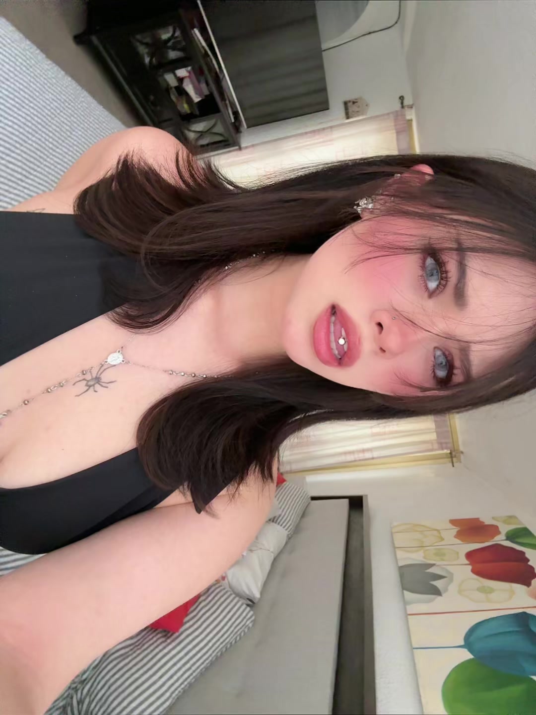 @H🕷️