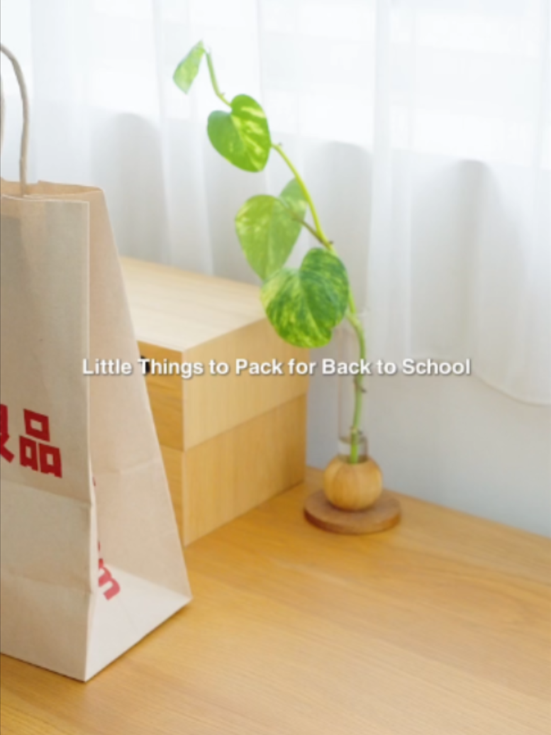 @MUJI Canada