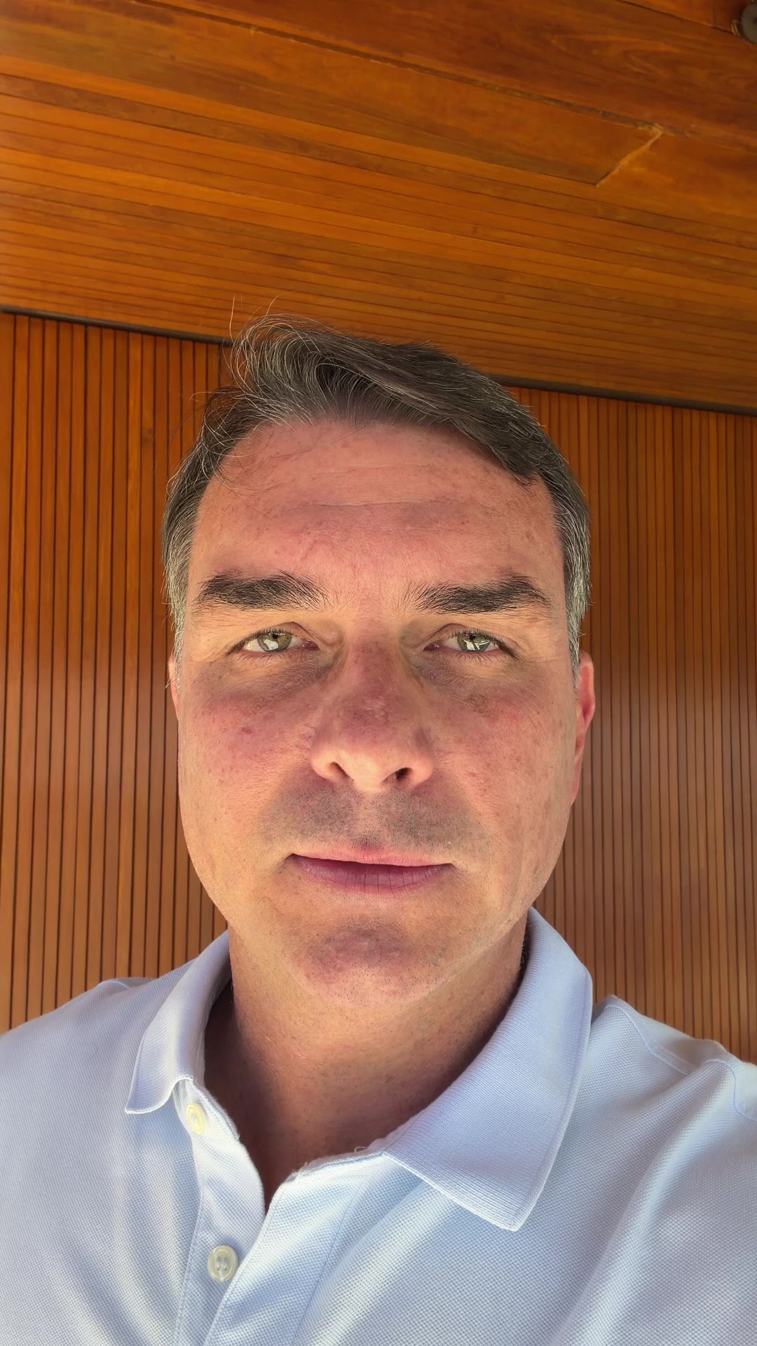 @Fl&aacute;vio Bolsonaro