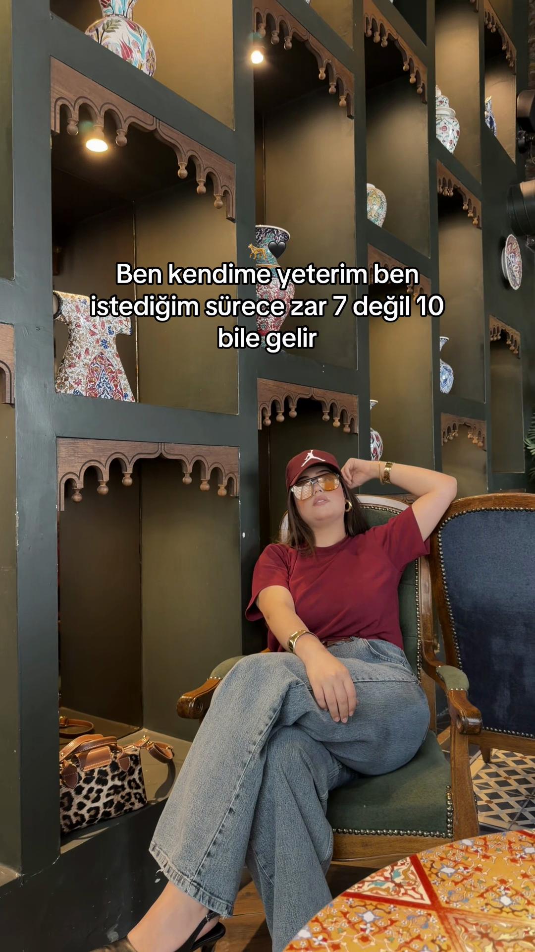 @Özlem☀️