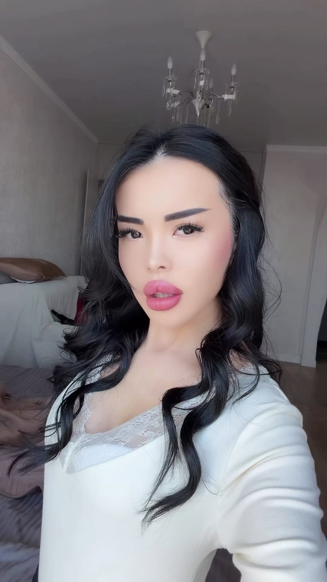 @Мадмуазель Генрих