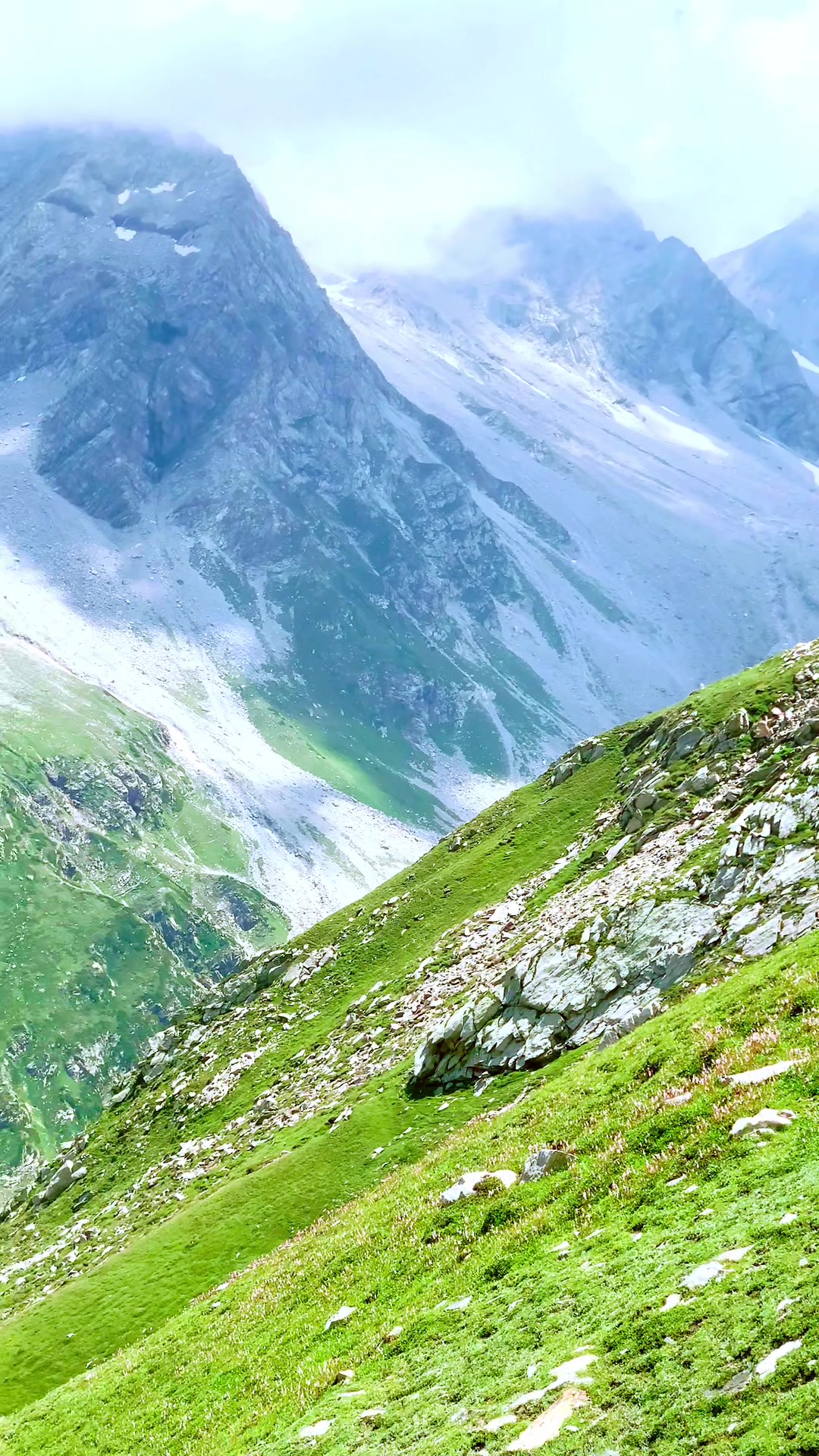 @The_Mountain_Lover 🏔️