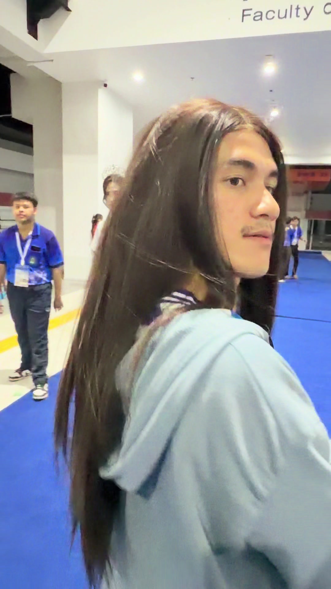 @โจนัสลูกป้าเอียด