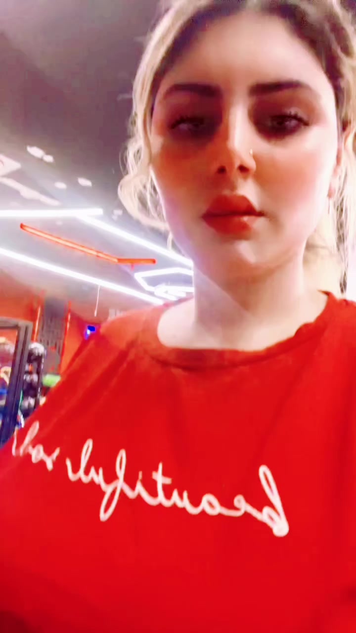 @زهورعطشانة