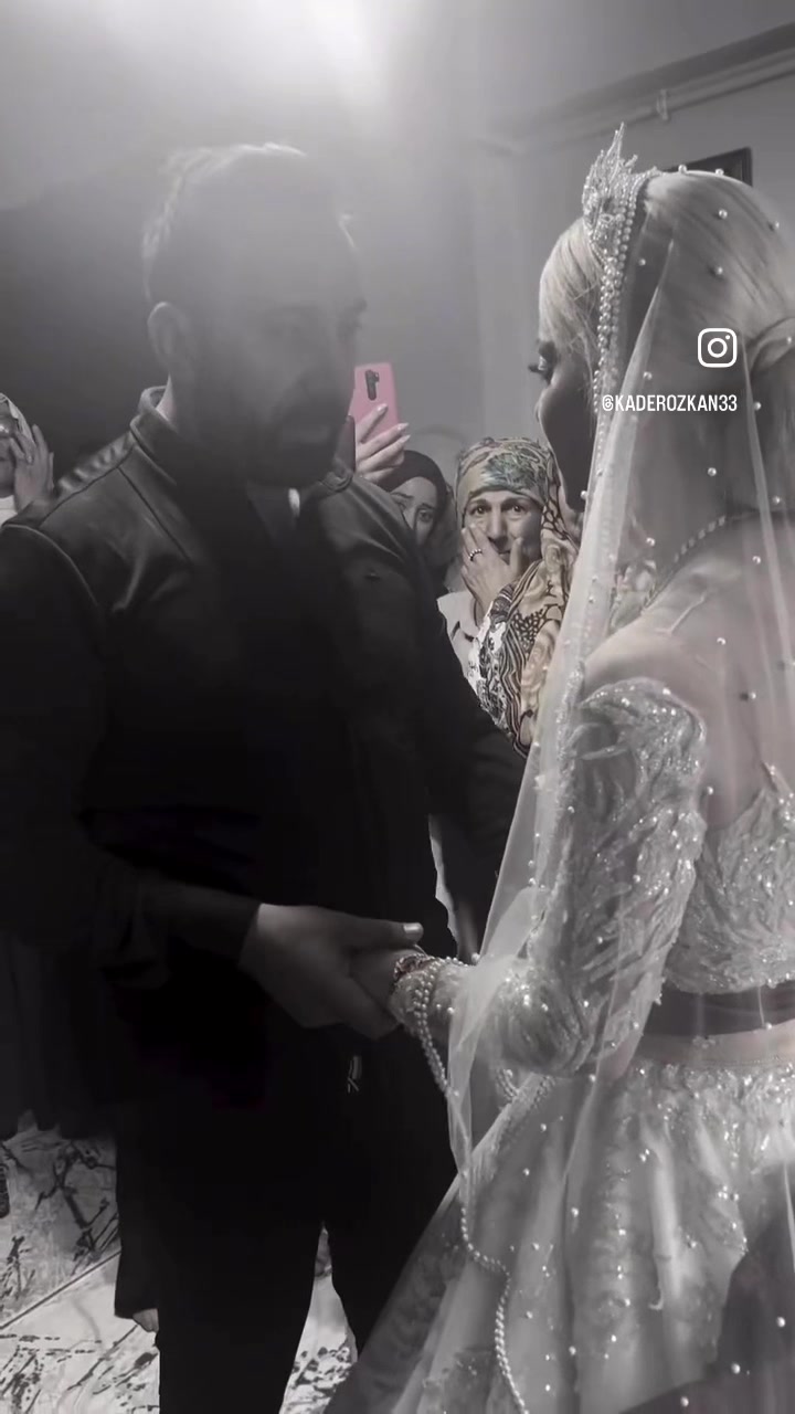 @Kader&ouml;zkan