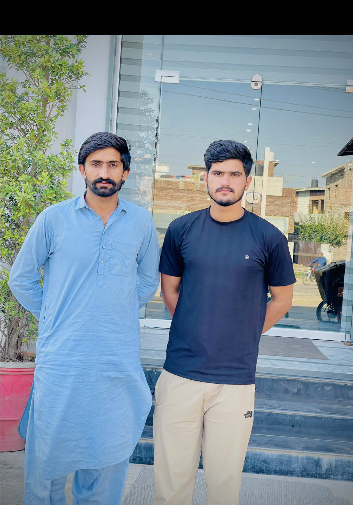 @چوھدری عمر 💫