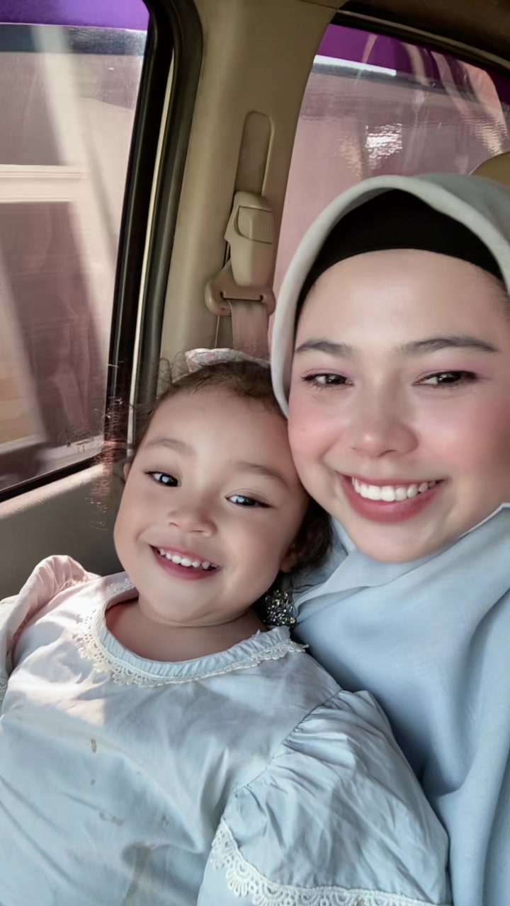 @Okta Putri ˚.🎀༘⋆