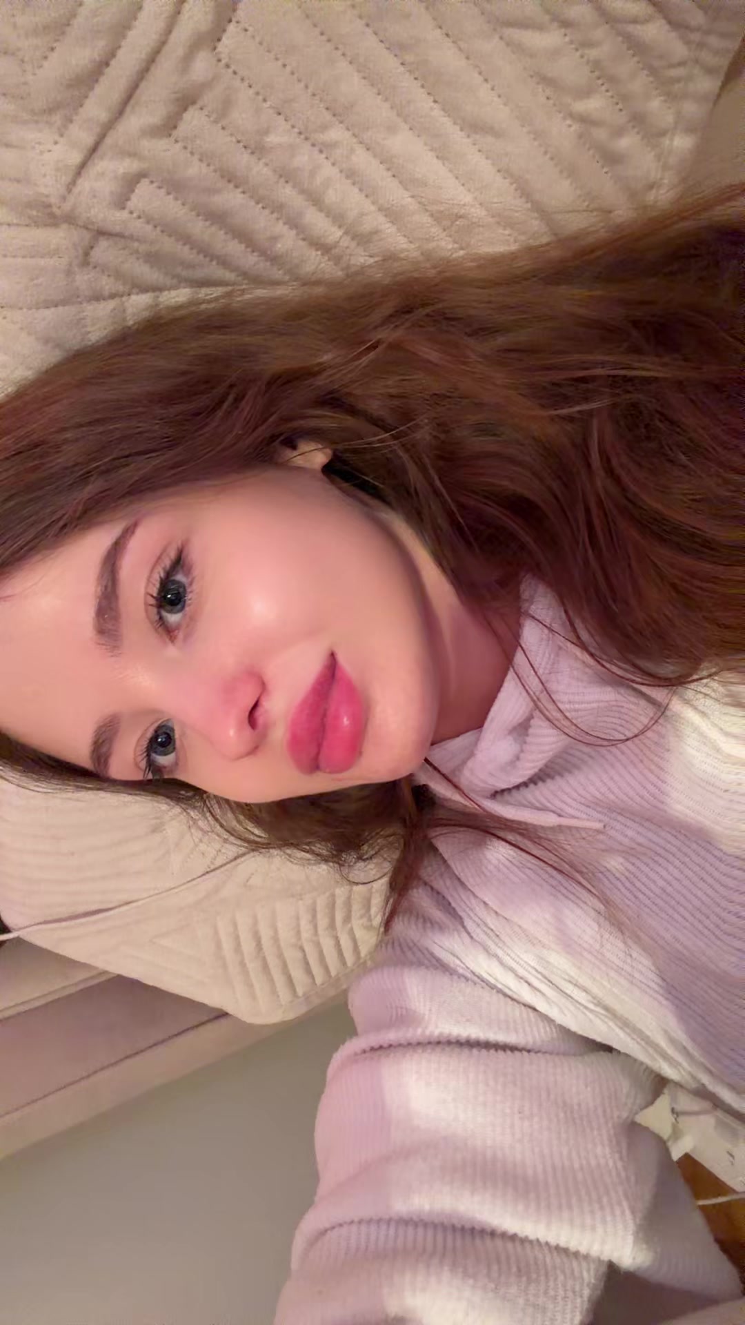 @Lolilool_