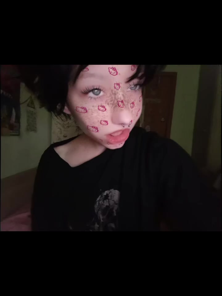 @кто я?👹