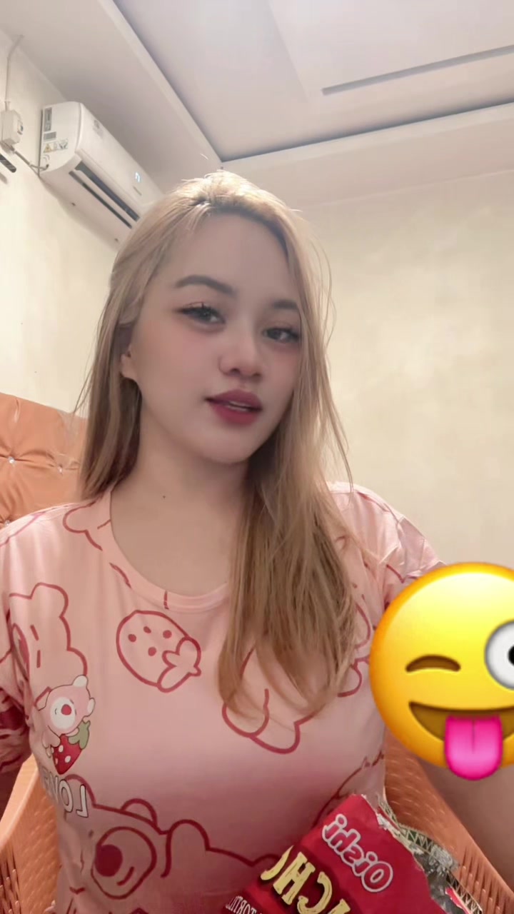 @vanilllaaaaa