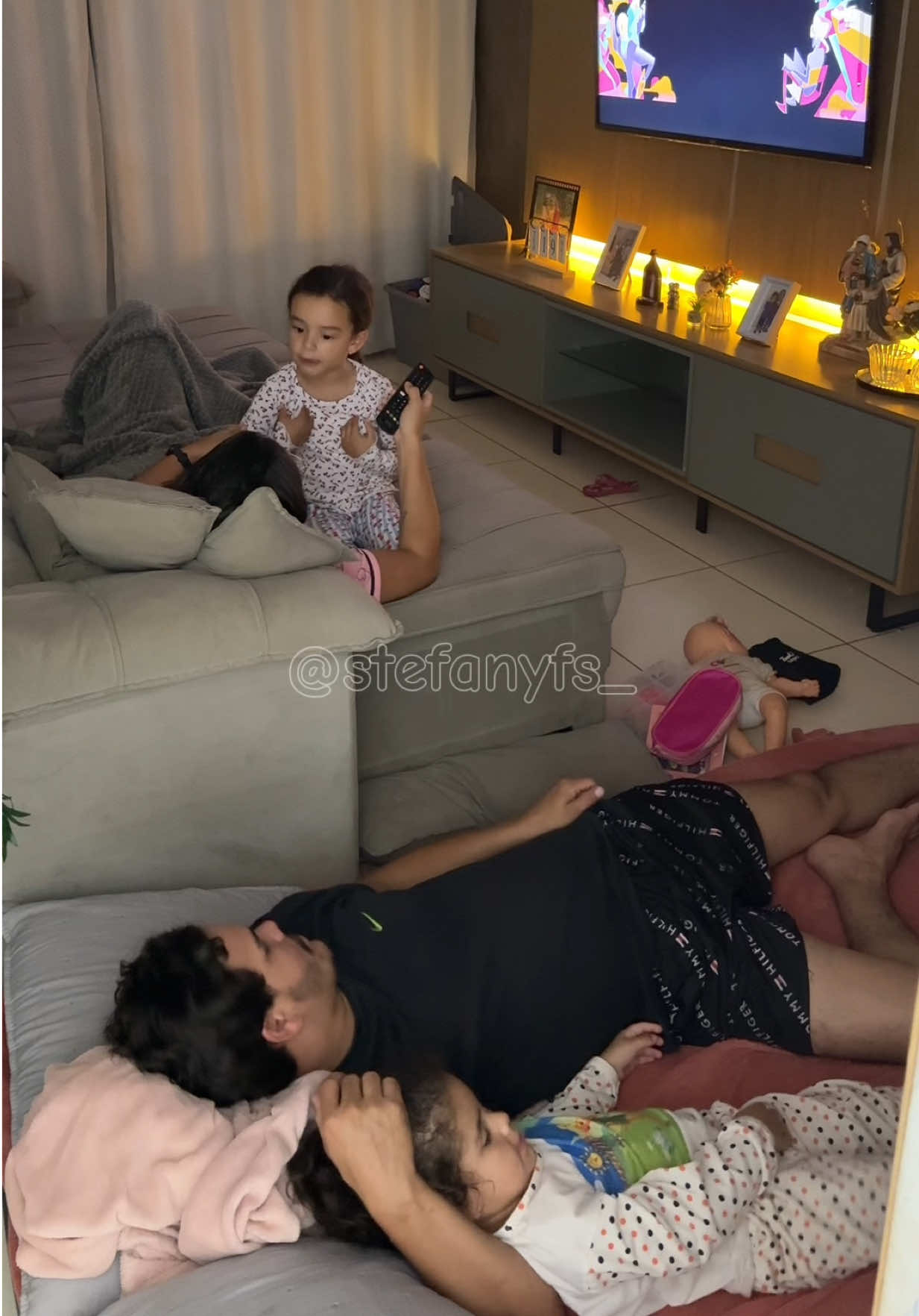 @Stefany Felix