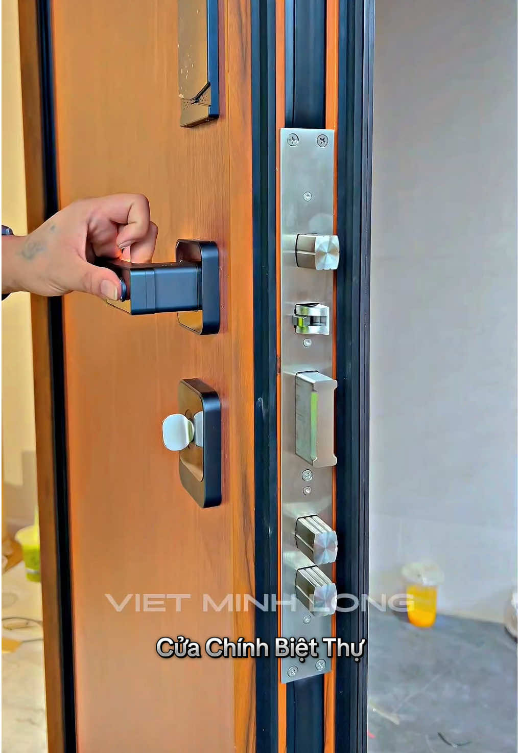 @Việt Sơn - Giải Ph&aacute;p Cửa