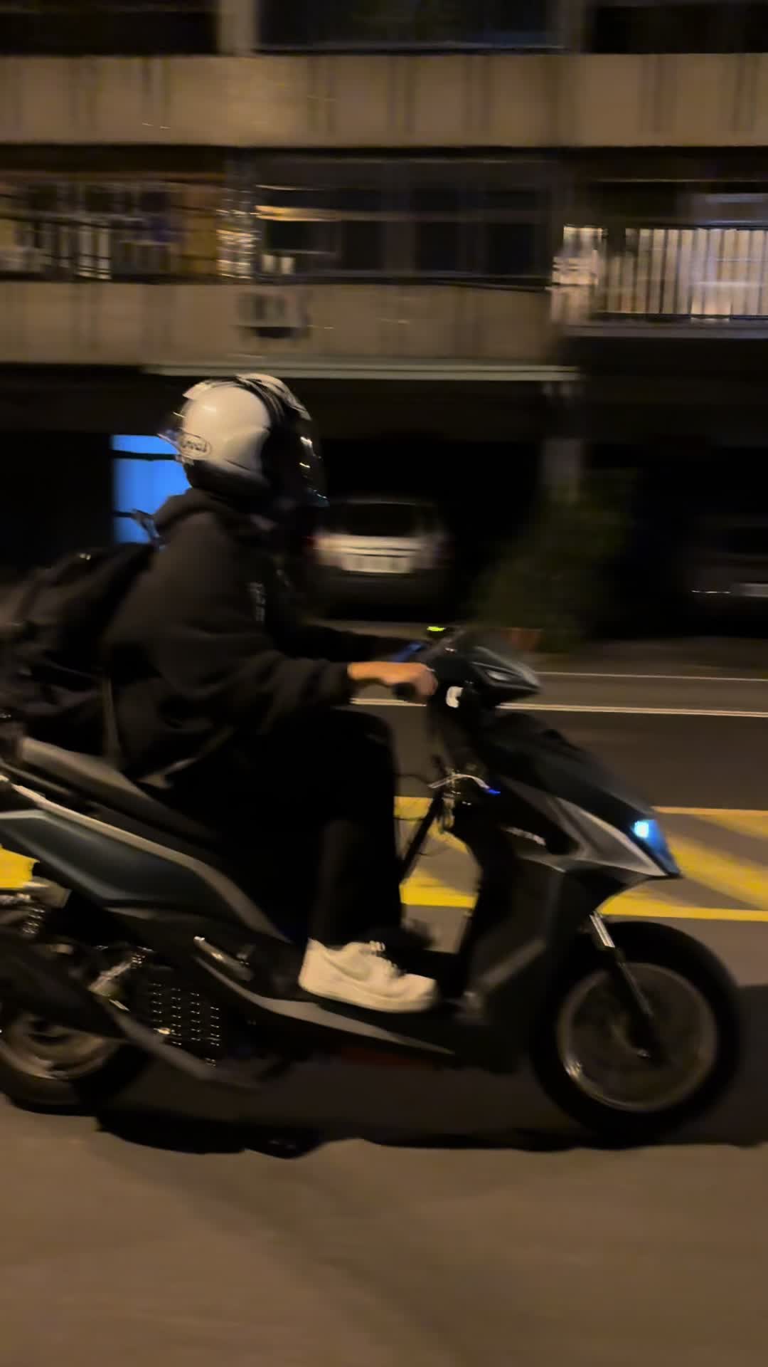 @欸樓壹壹
