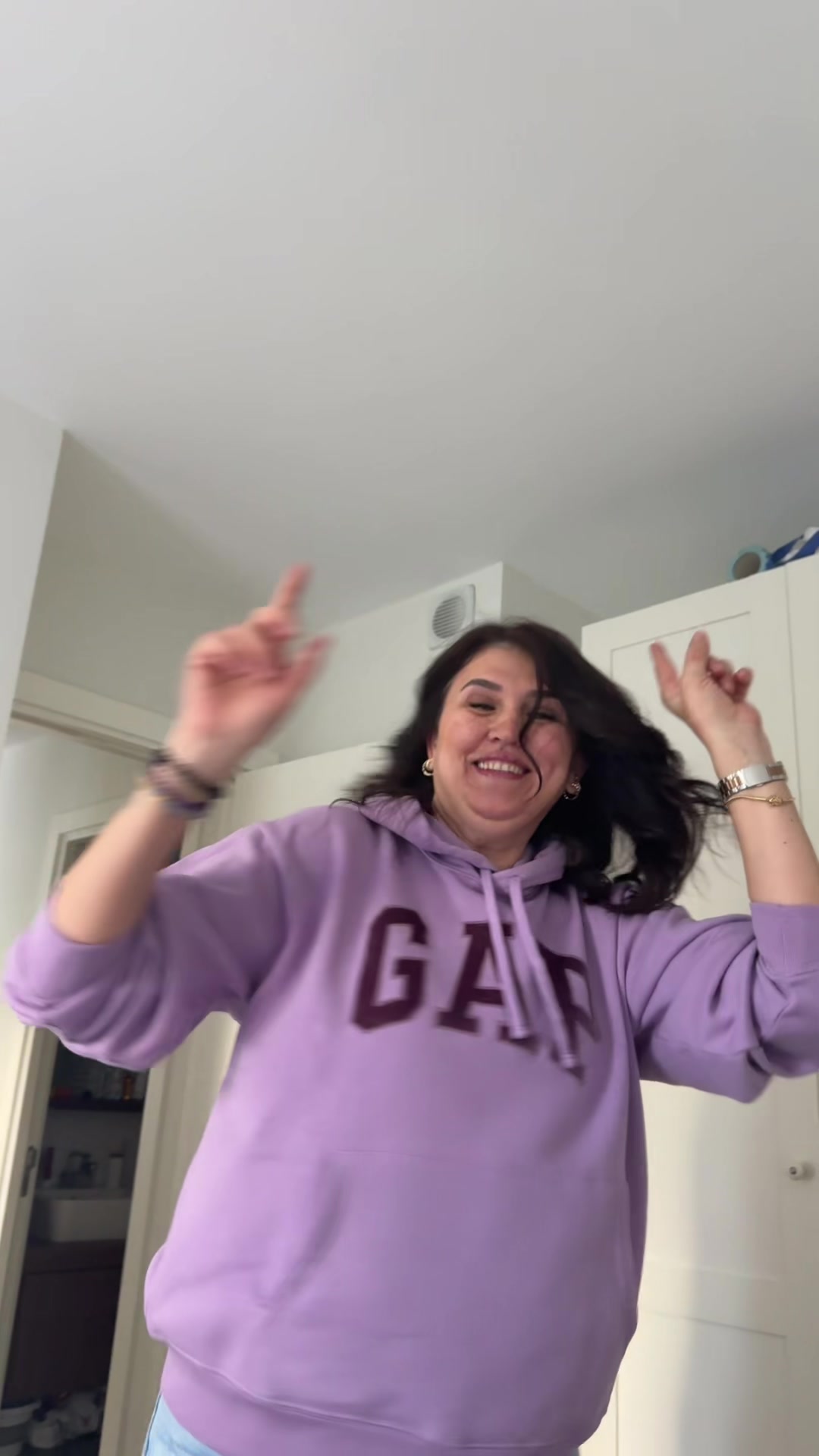@Defne
