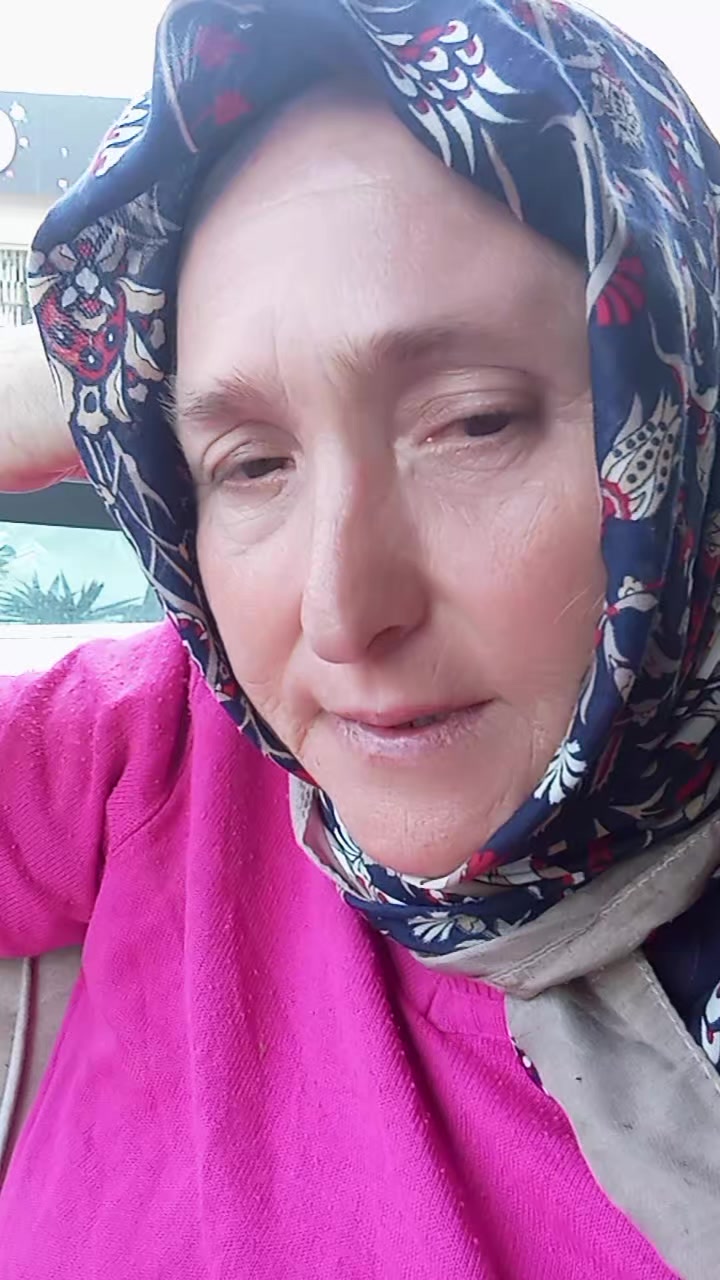 @çılgın kadın Ümmüü