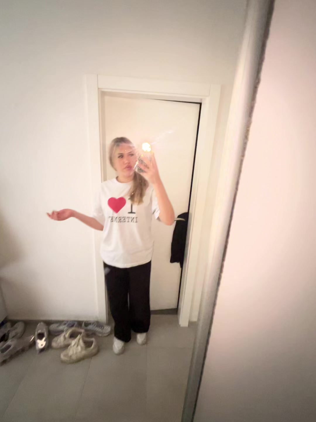 @✌️💋