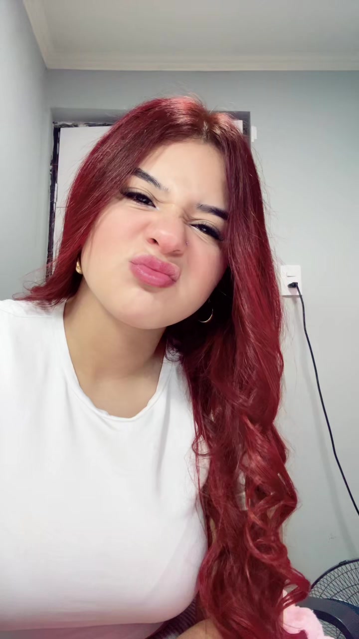@Tryana18.