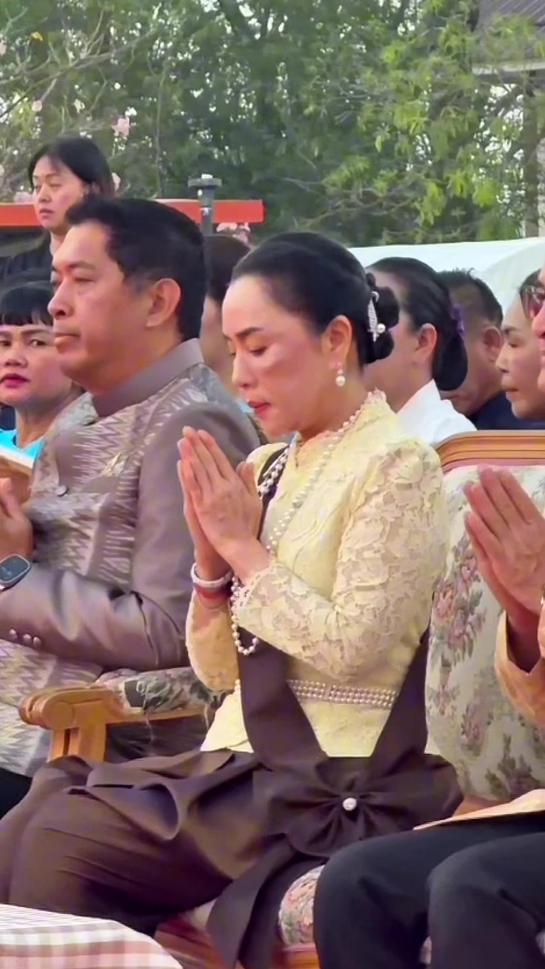 @นานาจะไปหาคนสวย