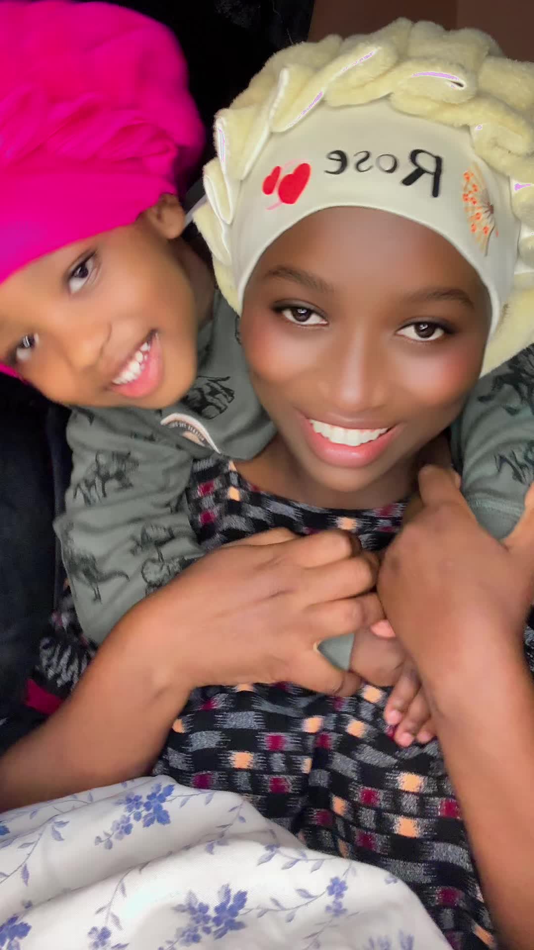 @Rosekwamboka