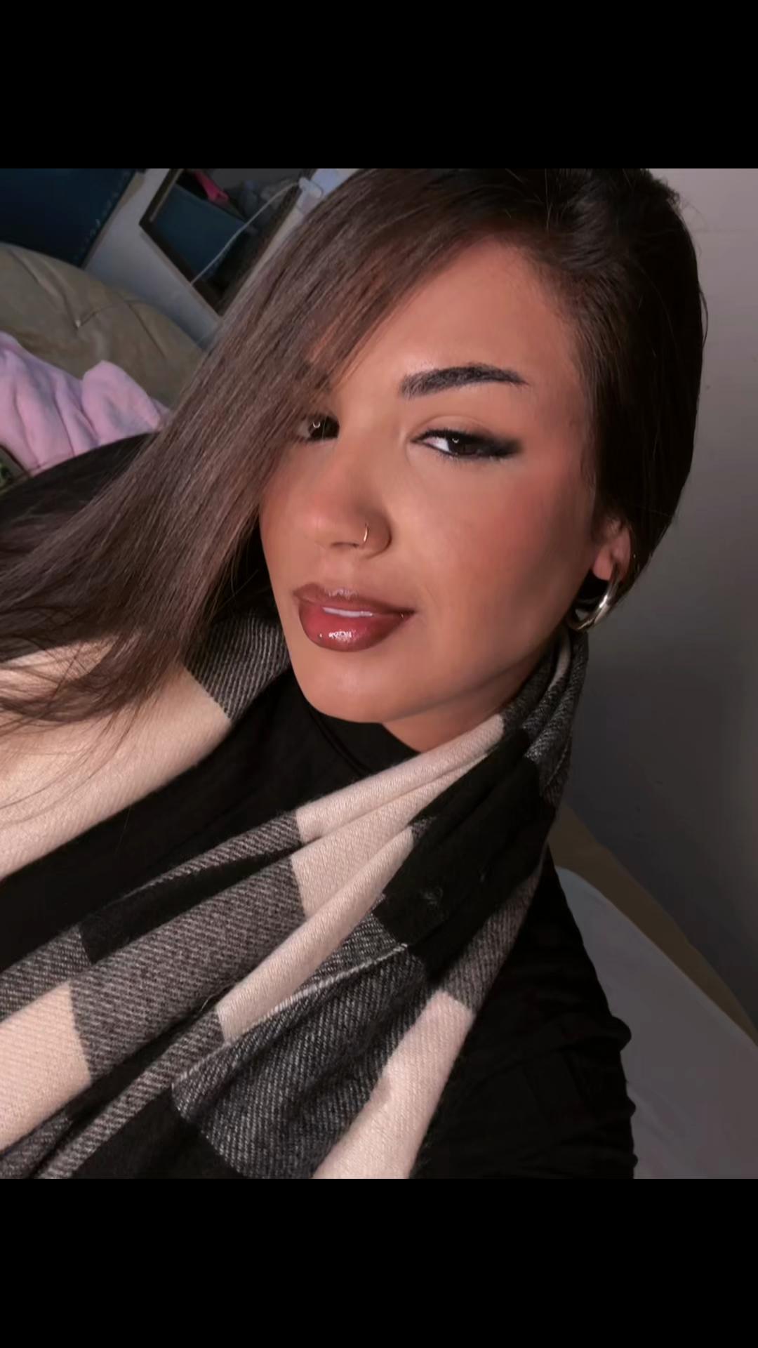 @Cec&iacute;lia Pucci