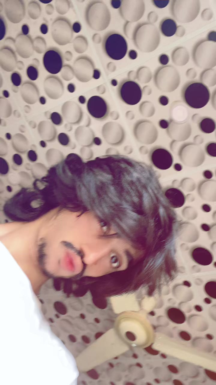 @MOoN🕶️🤏