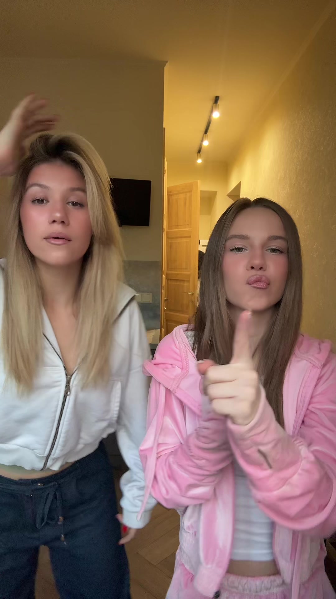 @naswg