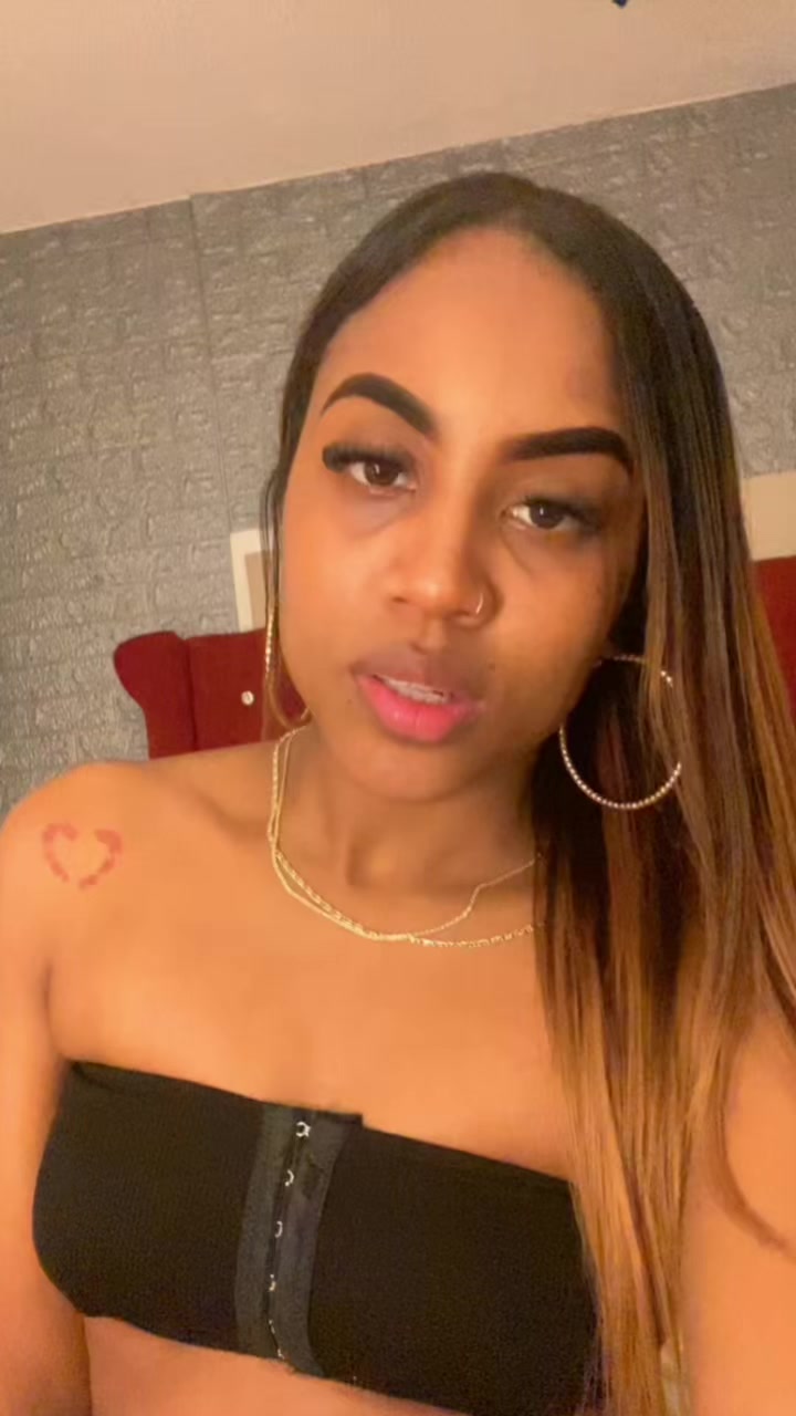 @Kennilashes