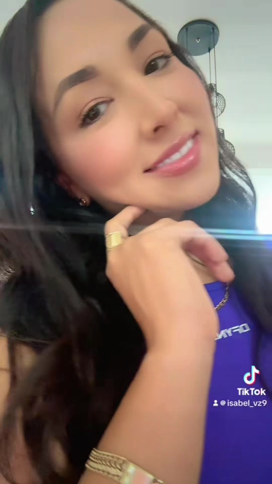 @👑Isa👑