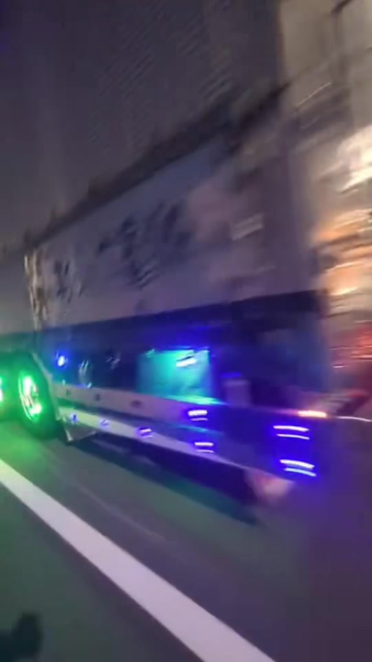 @夜に咲く瑠璃の華