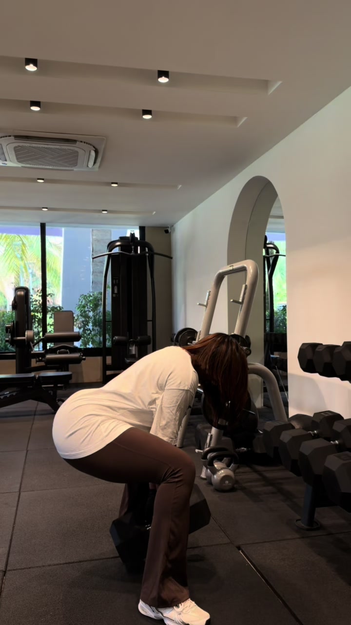@Janyfitness🇬🇳