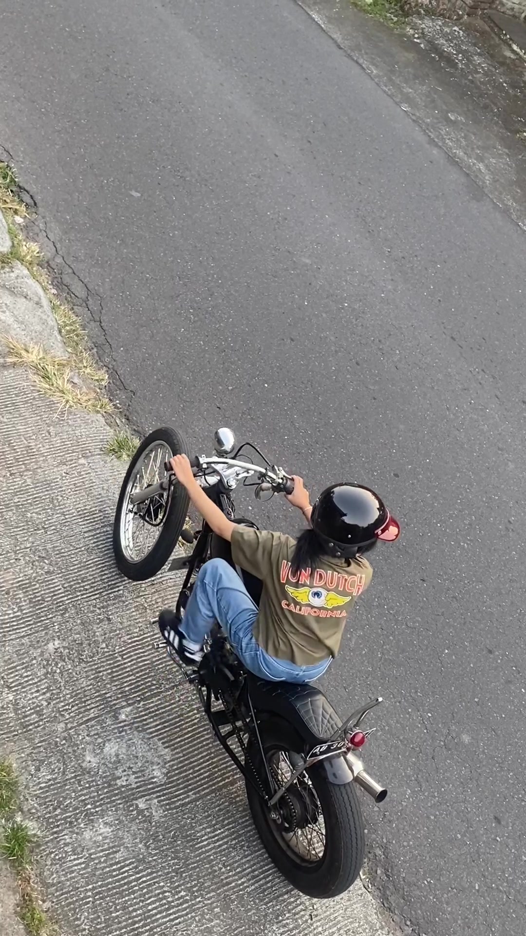@s8n