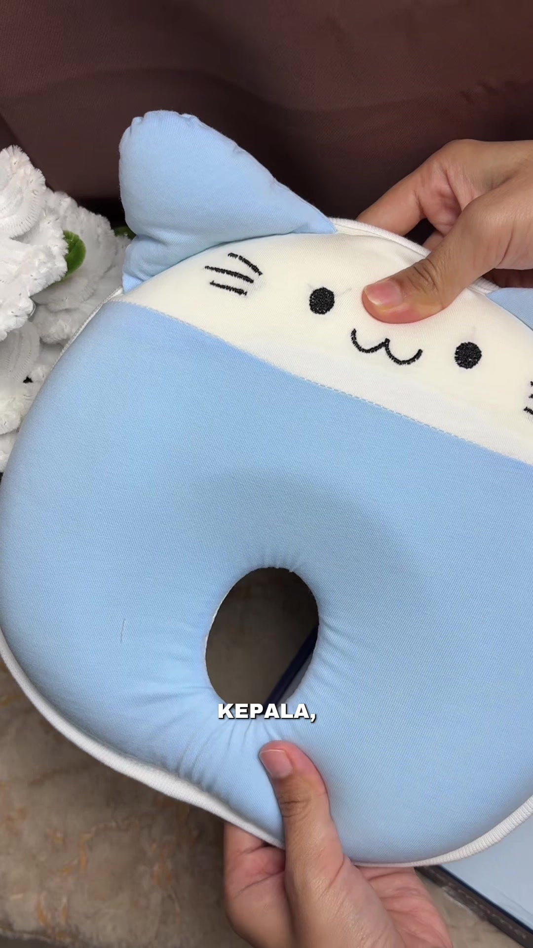 @ع