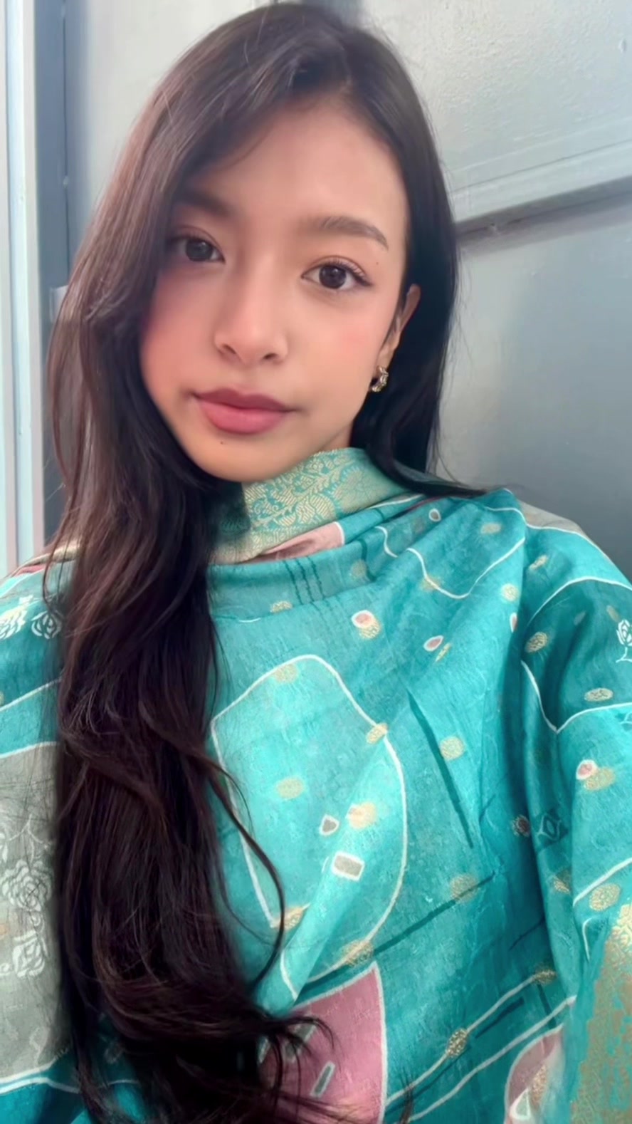 @Ꮧ