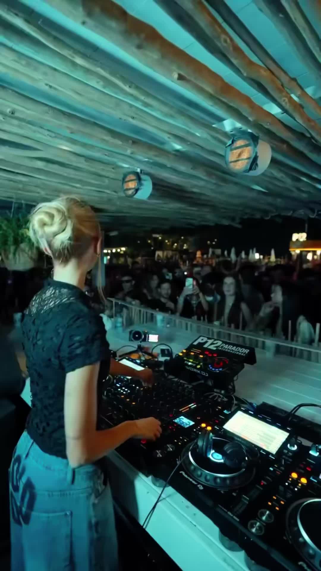@Kiki2kay