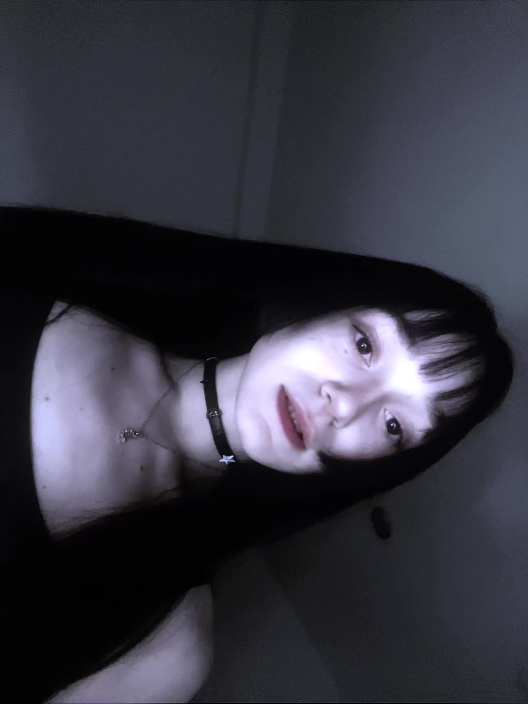 @???
