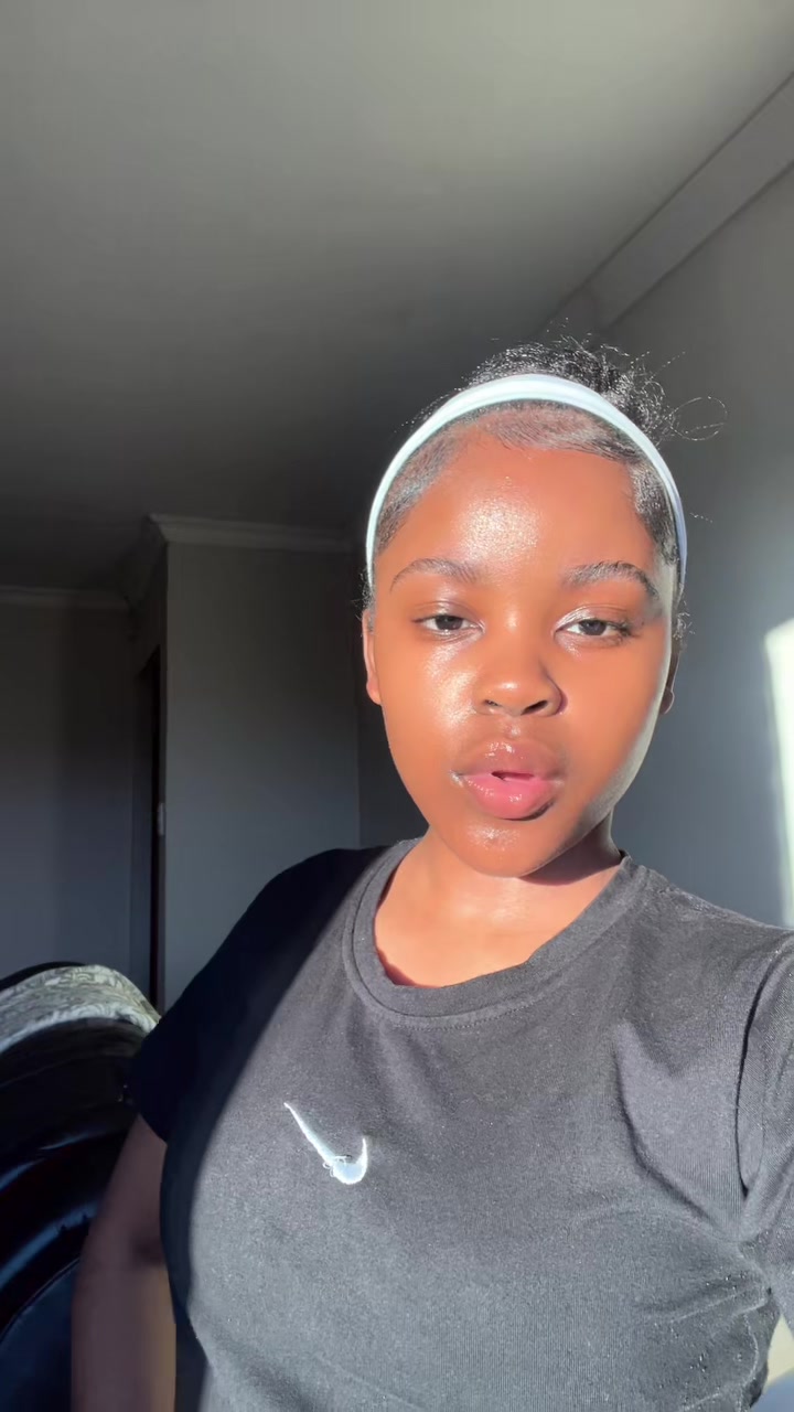 @𝑀𝑜𝓃𝒶𝓉𝑒 𝒹𝒶𝒾𝓇𝒾𝑒𝓈🍒
