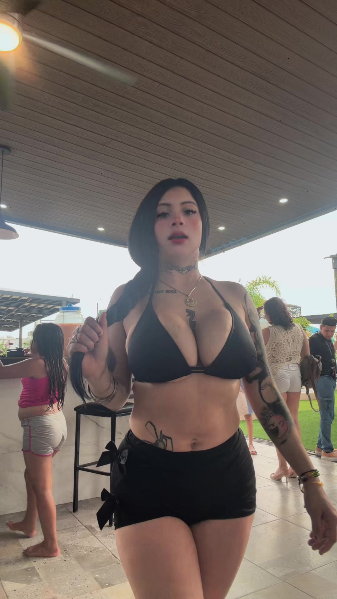 @KARLABARCENAS⚡️