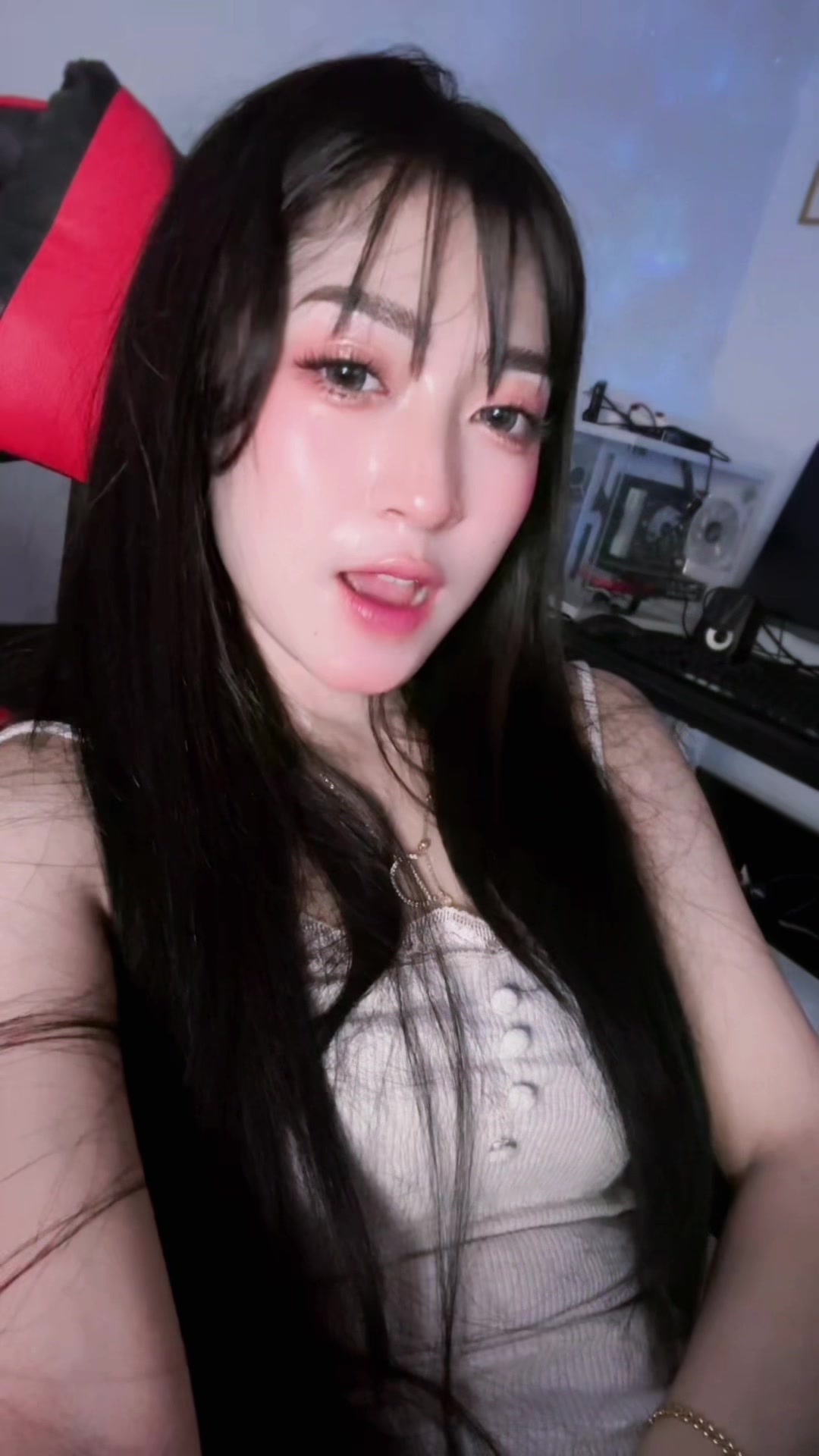 @Dilla Momo