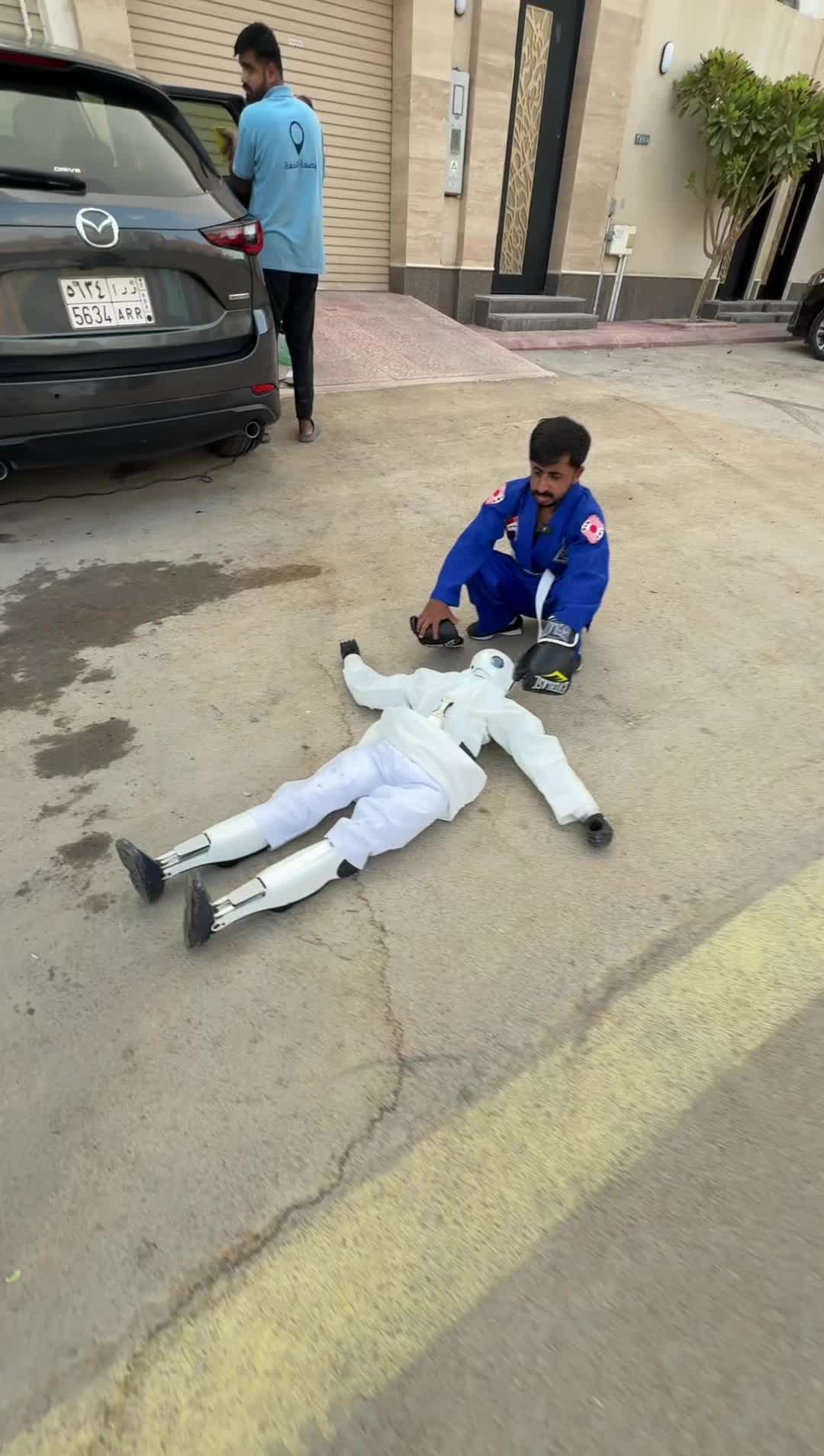 @ايمن