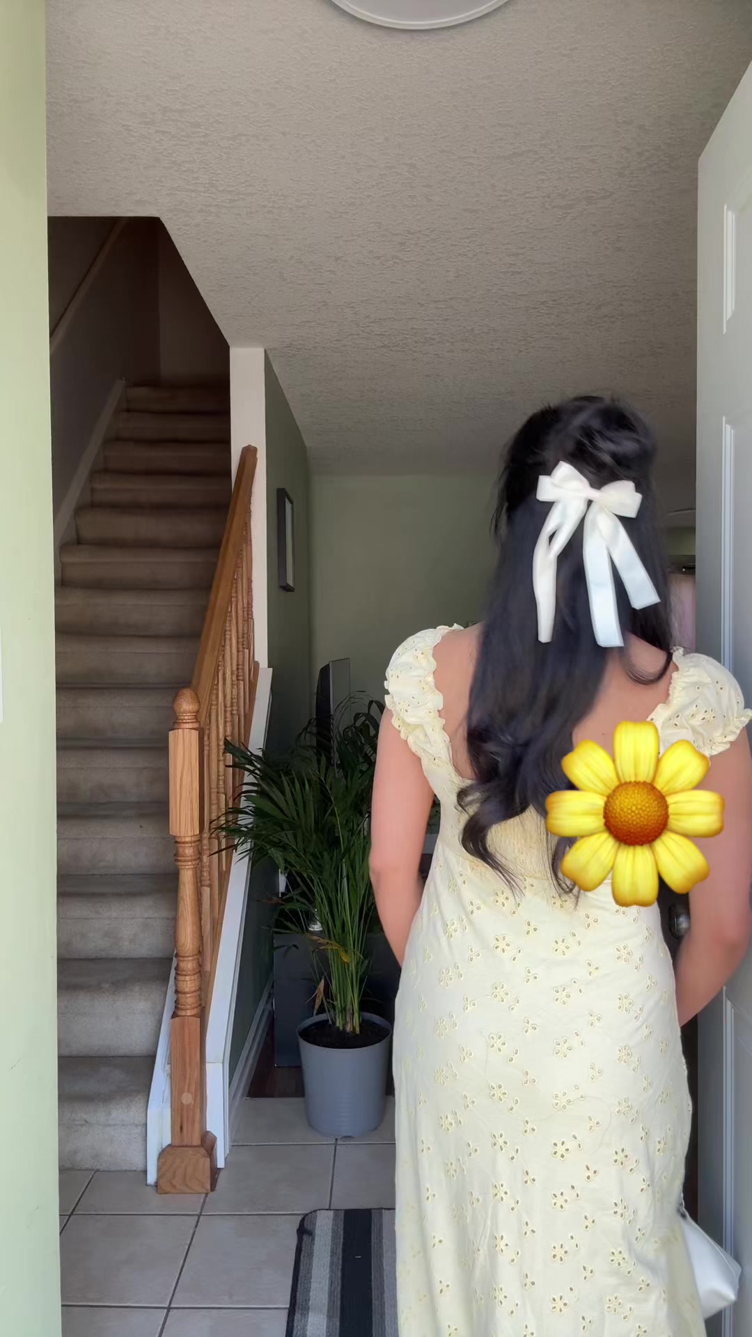 @Ajnabi