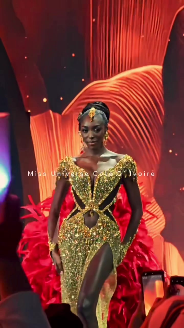 @QUEEN BEAUTY PAGEANT
